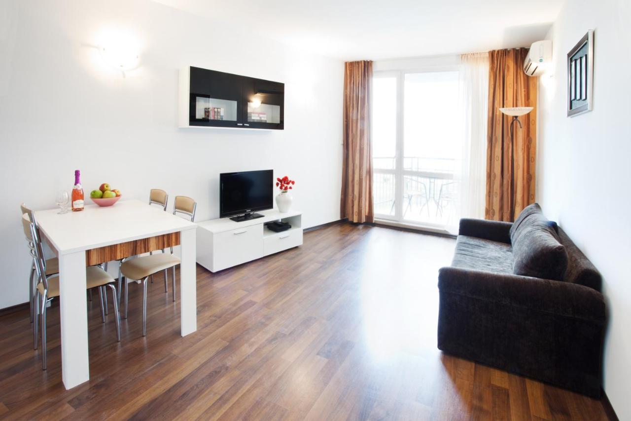 Vilmar Aparthotel Pomorie Exterior foto